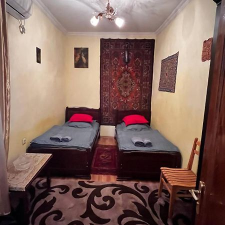 Apartamento Edlen Tiflis Exterior foto