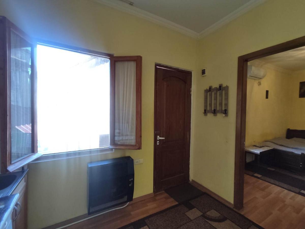 Apartamento Edlen Tiflis Exterior foto
