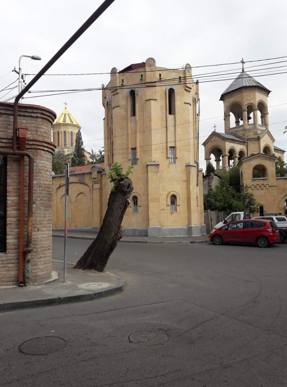 Apartamento Edlen Tiflis Exterior foto